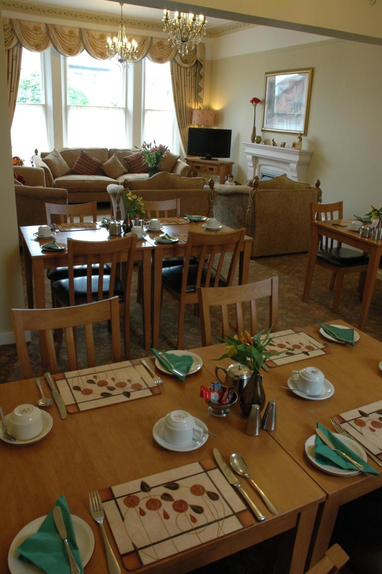 The Bebington Bed and Breakfast Eksteriør billede