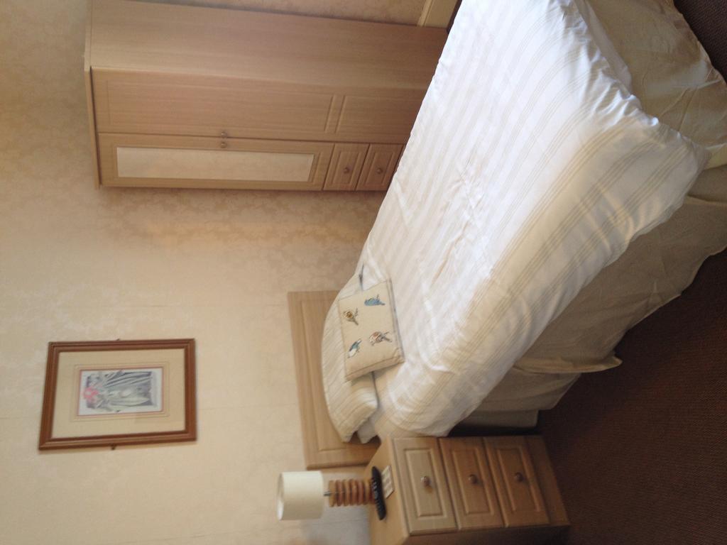 The Bebington Bed and Breakfast Eksteriør billede